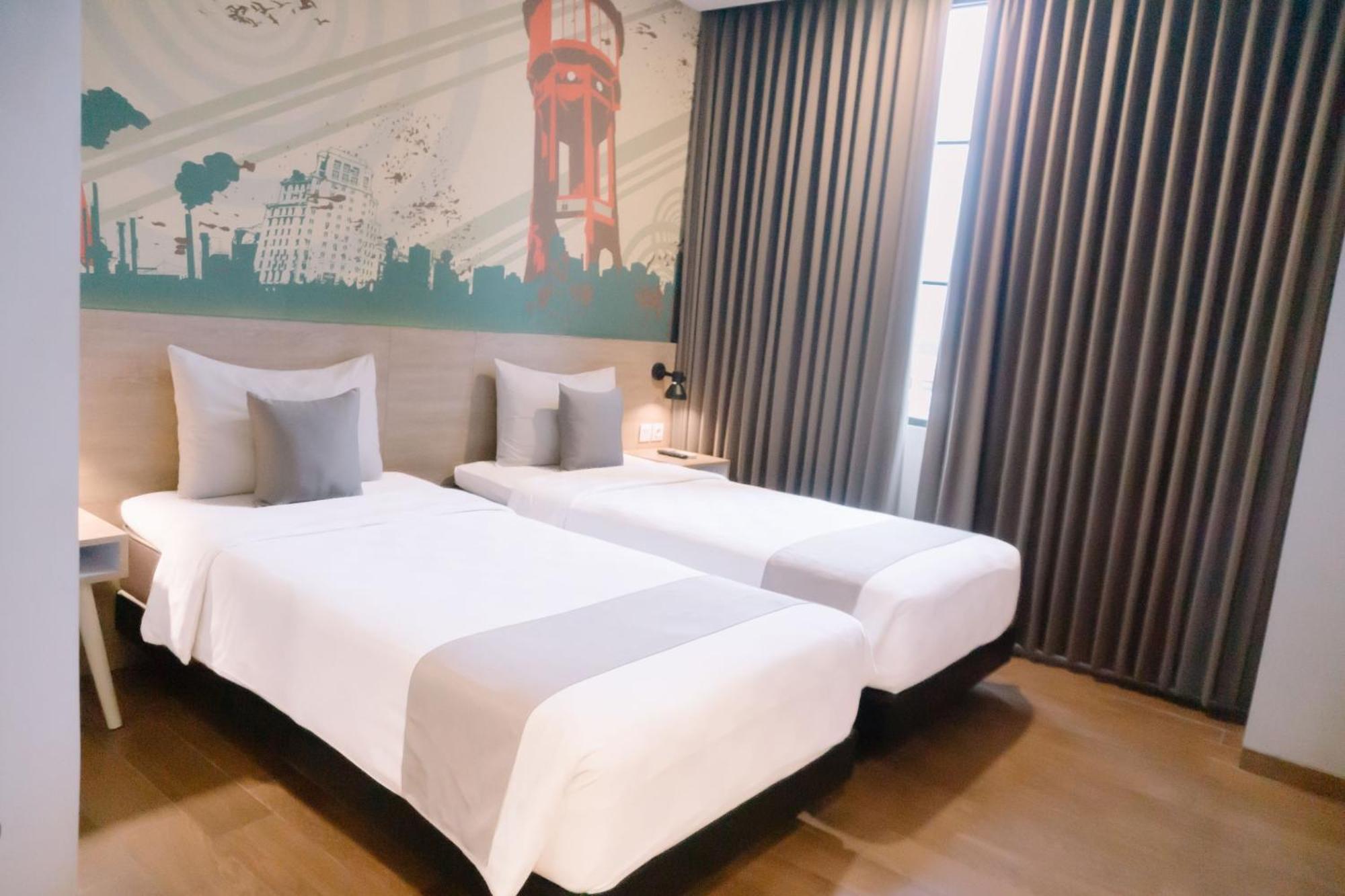 Hotel Fortunagrande Jember Exterior photo